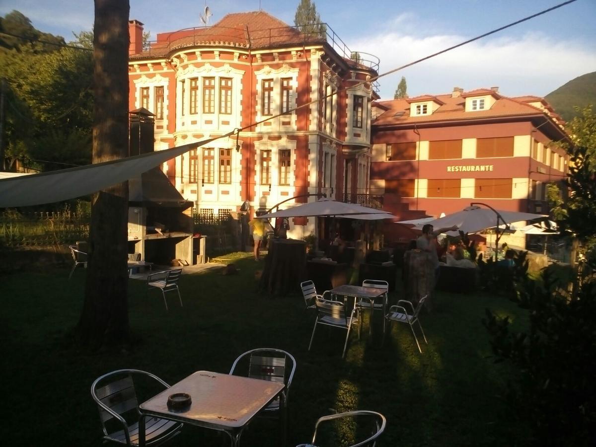 Hotel Restaurante Parador De Felechosa Extérieur photo